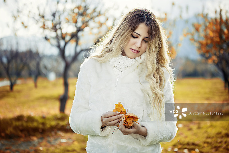 秋季女孩图片素材