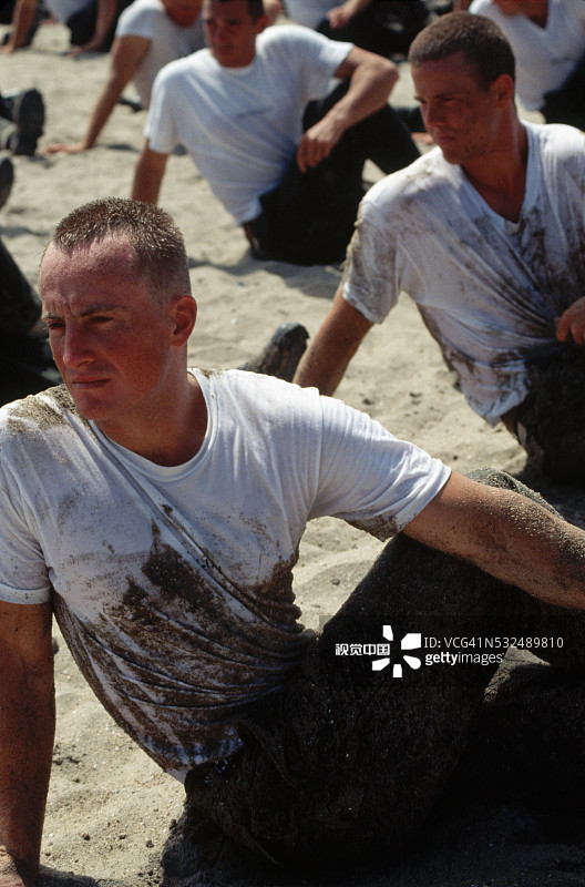 海豹突击队训练图片素材