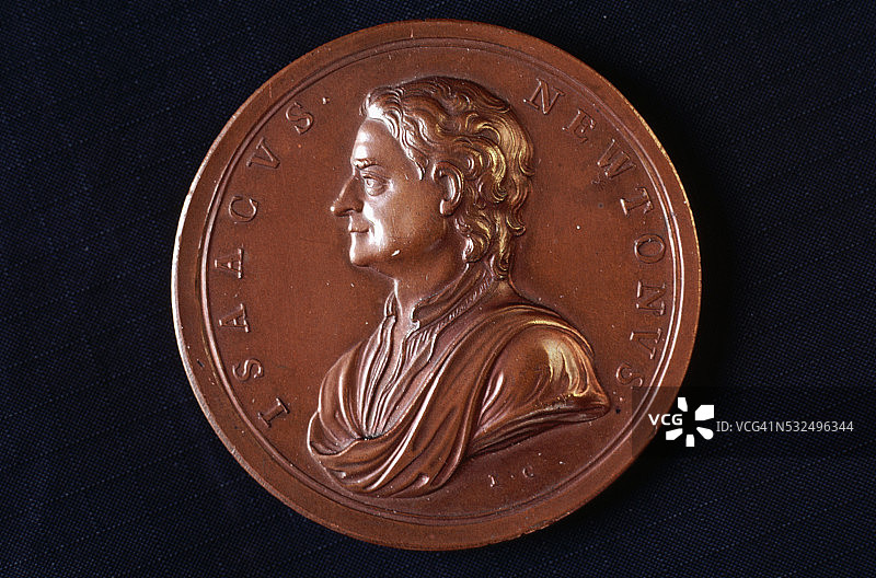 展示艾萨克·牛顿爵士的硬币图片素材