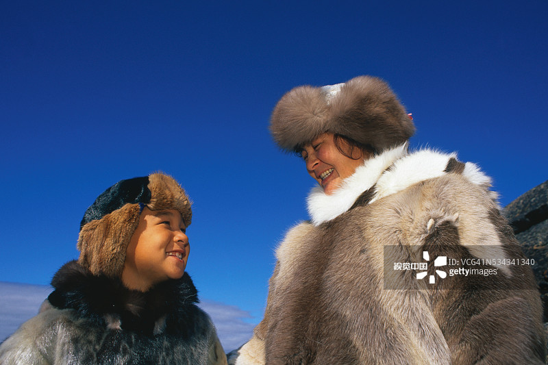 因纽特母子图片素材