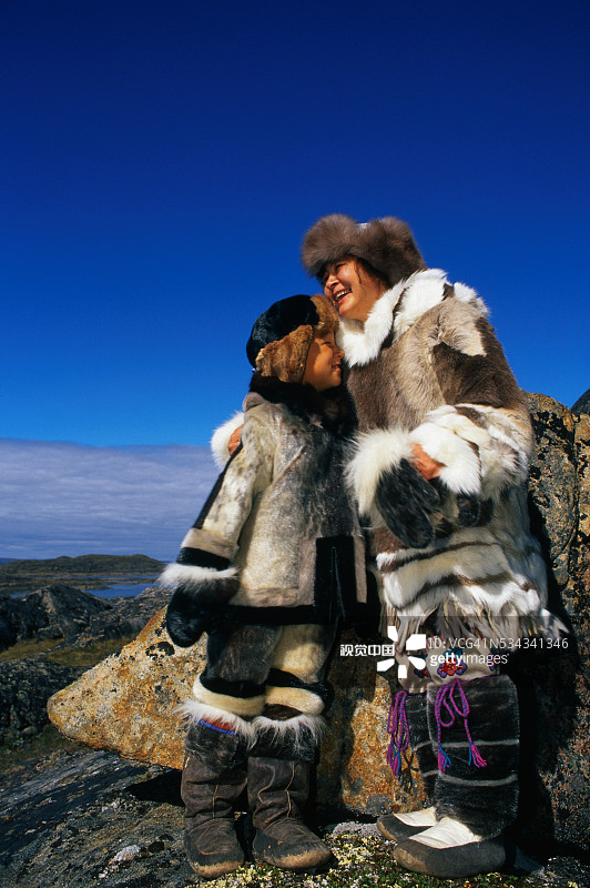 因纽特母子图片素材