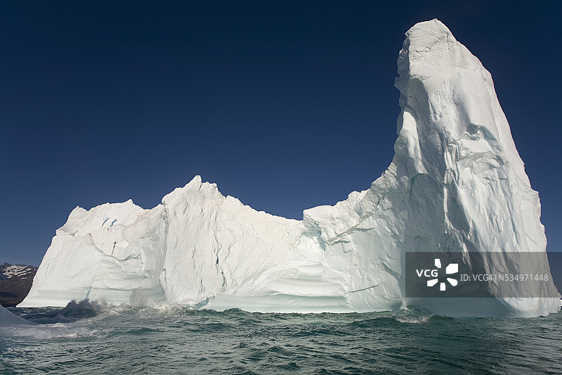 拉布拉多海的巨大冰山图片素材