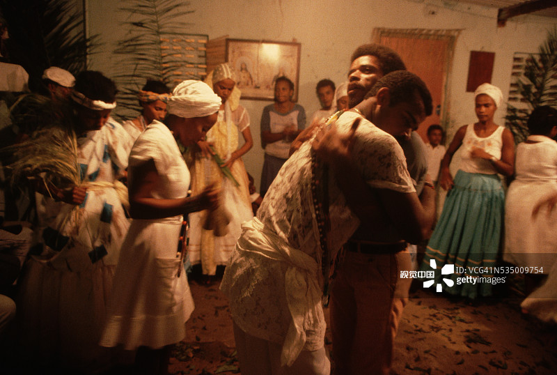 康东布雷教成员舞蹈图片素材