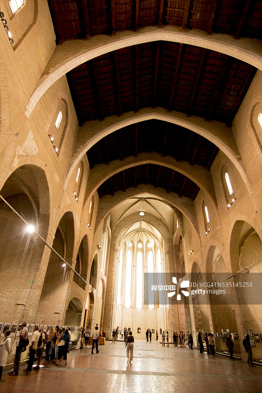 法国南部鲁西永佩皮尼昂多米尼加教堂图片素材