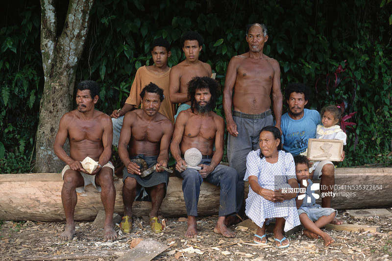 多米尼加保护区的加勒比家庭图片素材