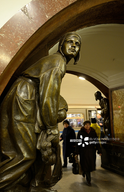 莫斯科地铁革命广场站图片素材