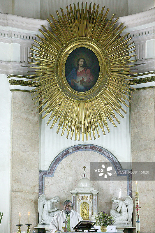 科迪耶苏天主教堂的弥撒图片素材