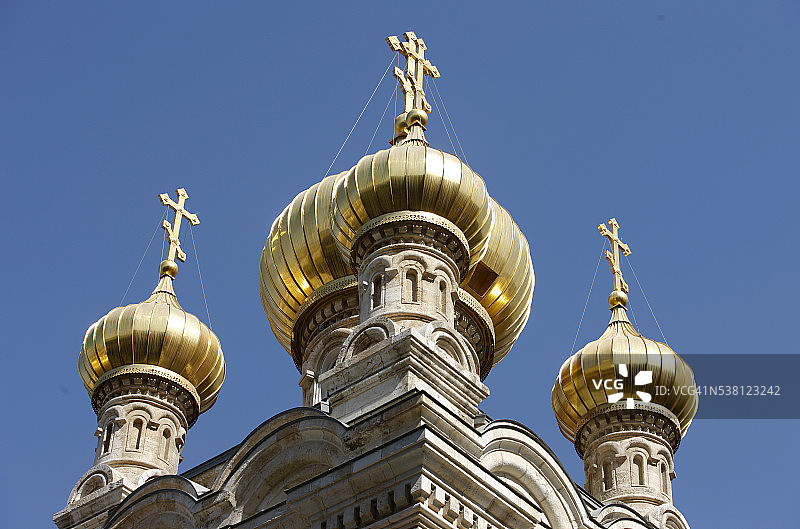 圣玛丽·抹大拉俄罗斯东正教教堂的金色洋葱穹顶图片素材