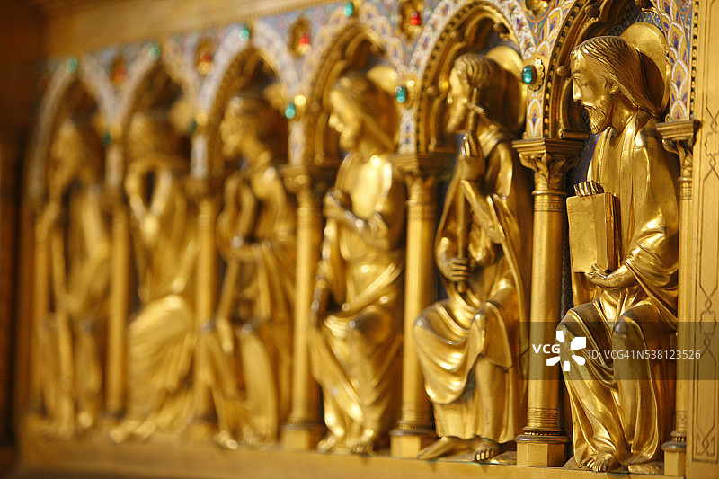 圣科伦丁大教堂主祭坛雕塑图片素材