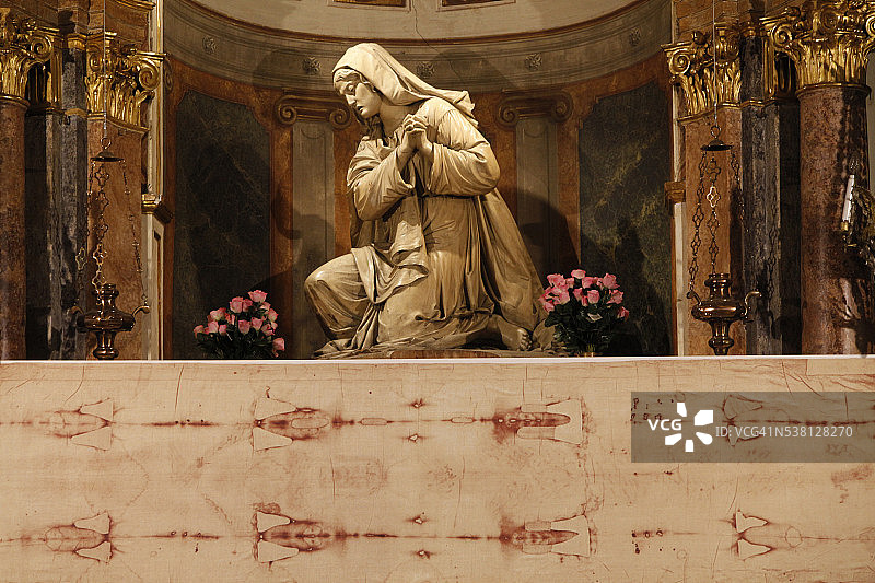 都灵裹尸布的副本（位于圣洛伦索教堂内）图片素材