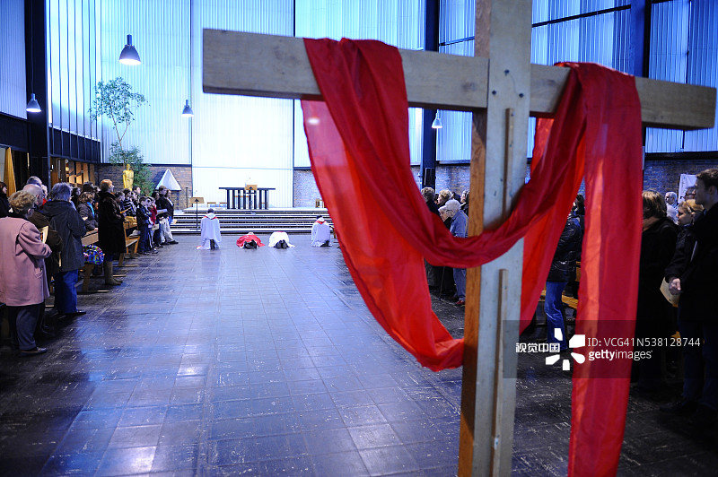 天主教教堂的耶稣受难日庆祝活动图片素材