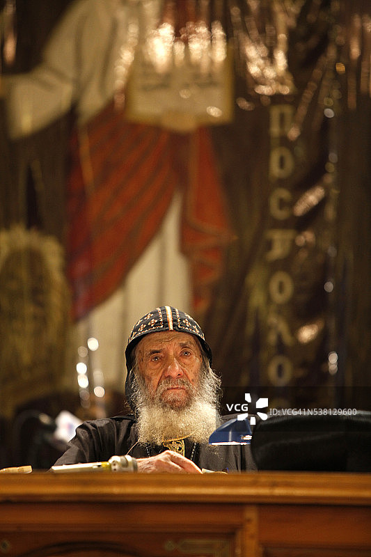 科普特教皇谢努达三世在阿巴西耶圣马可大教堂图片素材