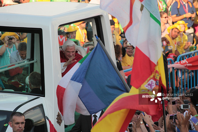 世界青年日马德里教皇本笃十六世抵达图片素材