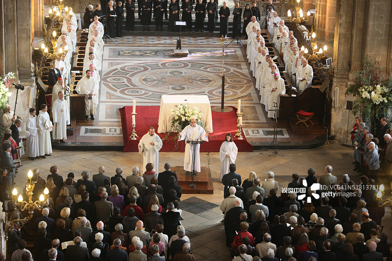 圣厄斯塔什教堂弥撒图片素材