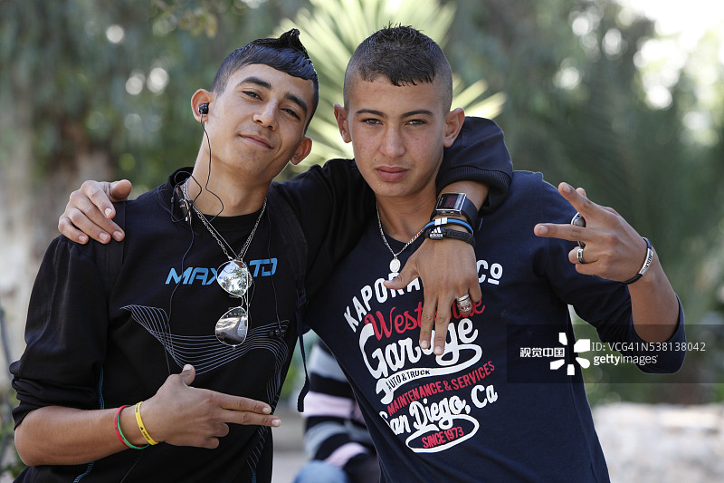 杰尔巴青少年图片素材