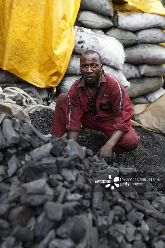 卖炭的男人图片素材