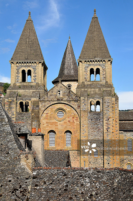 孔克圣富瓦修道院教堂图片素材