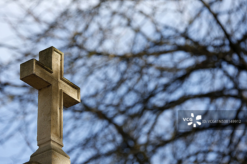 石头十字架图片素材