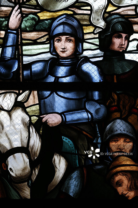 圣女贞德，彩色玻璃窗，布尔日大教堂图片素材