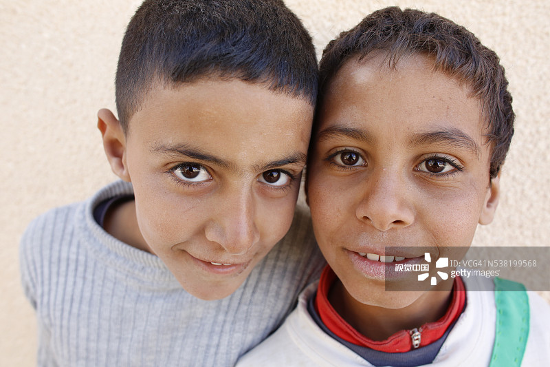 突尼斯男孩图片素材