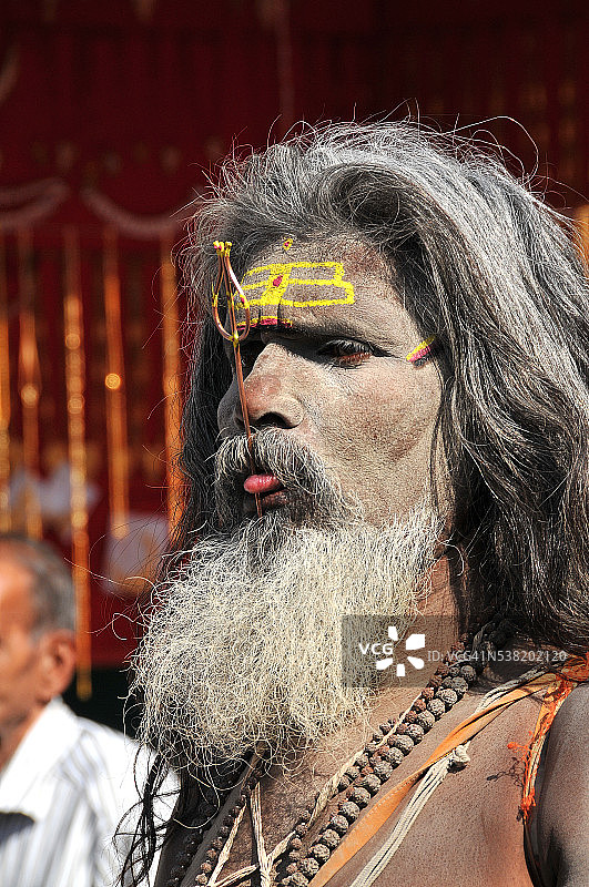 苦行僧图片素材