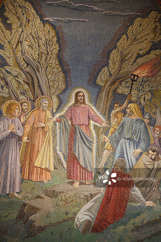 万国教堂，又称苦闷大教堂，耶稣被捕：客西马尼大教堂马赛克细节图片素材