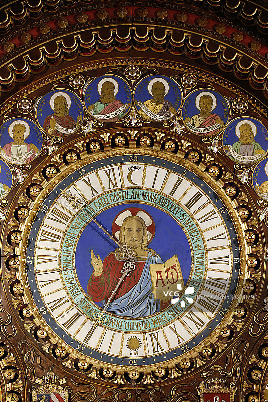 博韦大教堂天文钟（1866年）：耶稣基督图片素材