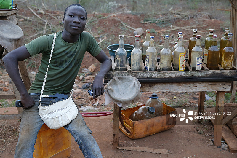 贝宁加油站图片素材