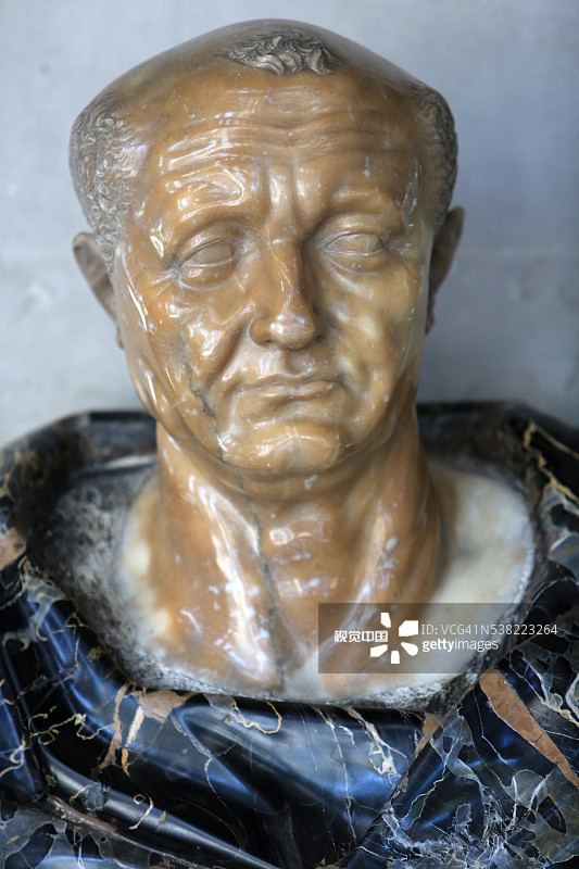 沃勒维孔特城堡的韦斯巴芗雕塑图片素材