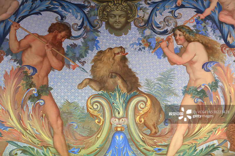 路易斯·维斯康蒂的装饰：沃勒维孔特城堡的浴室柜图片素材