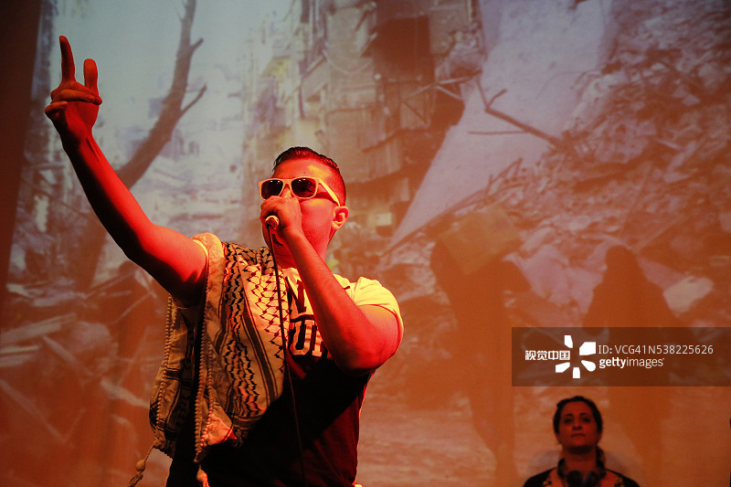 叙利亚巴勒斯坦说唱乐队在巴黎演出图片素材