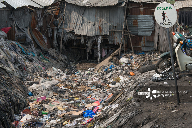 丹托克帕市场：垃圾图片素材