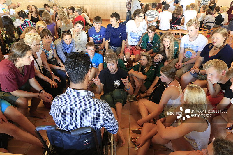 泰泽普世团体小组讨论图片素材