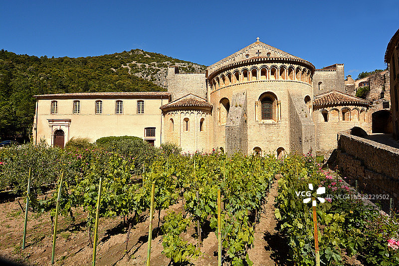 圣吉尔汉姆勒沙漠的盖洛恩修道院图片素材