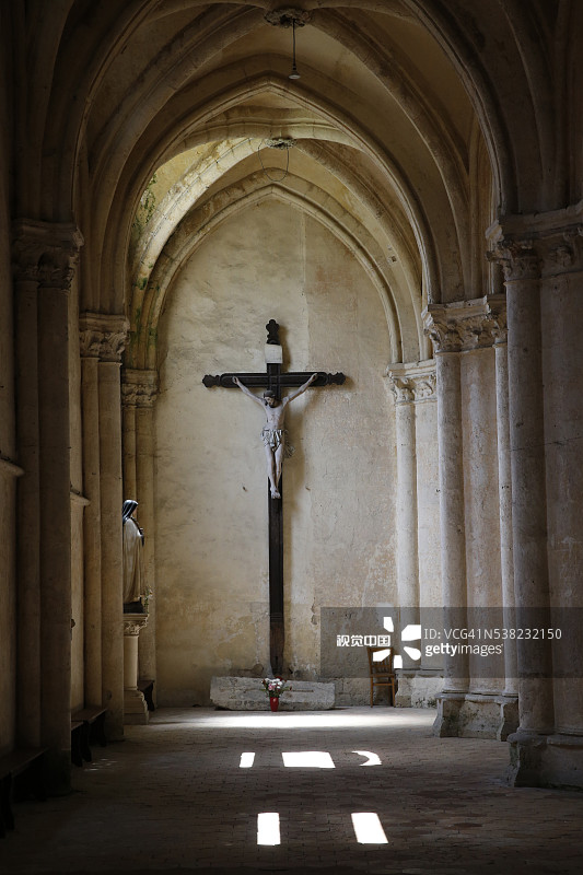 法国沙特尔圣彼得教堂图片素材