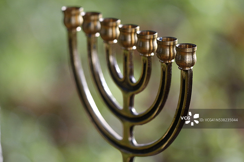 塞法迪风格烛台图片素材