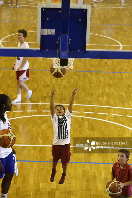 INSEP体育学院开放日。篮球指导。图片素材