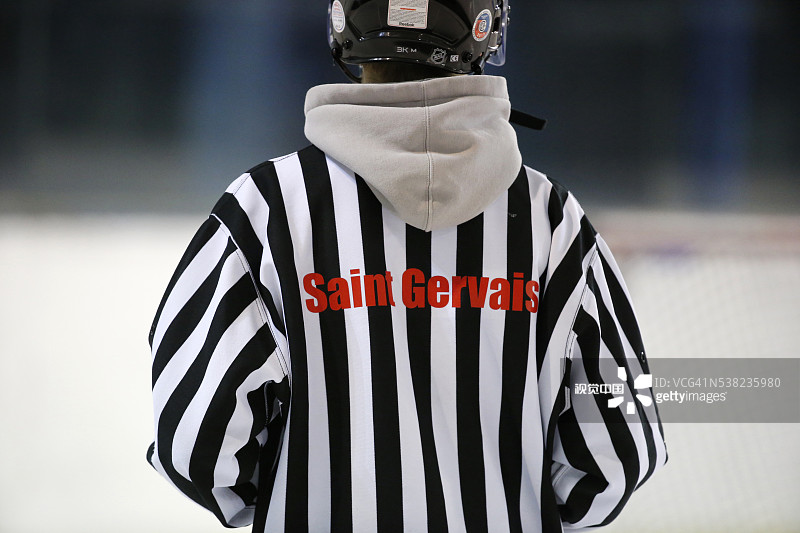 冰球裁判图片素材