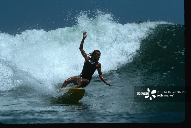 在秘鲁曼科拉冲浪图片素材