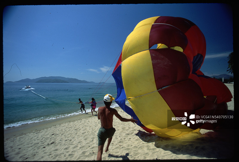在越南跳伞图片素材
