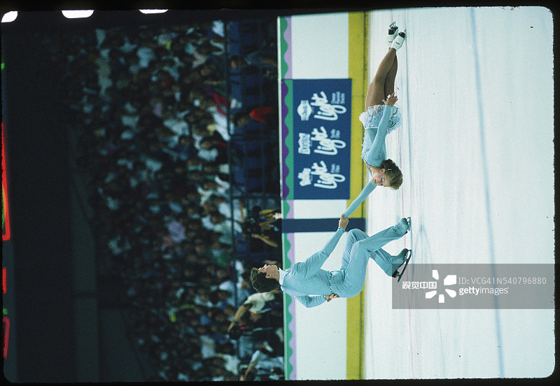 友谊运动会双人滑图片素材