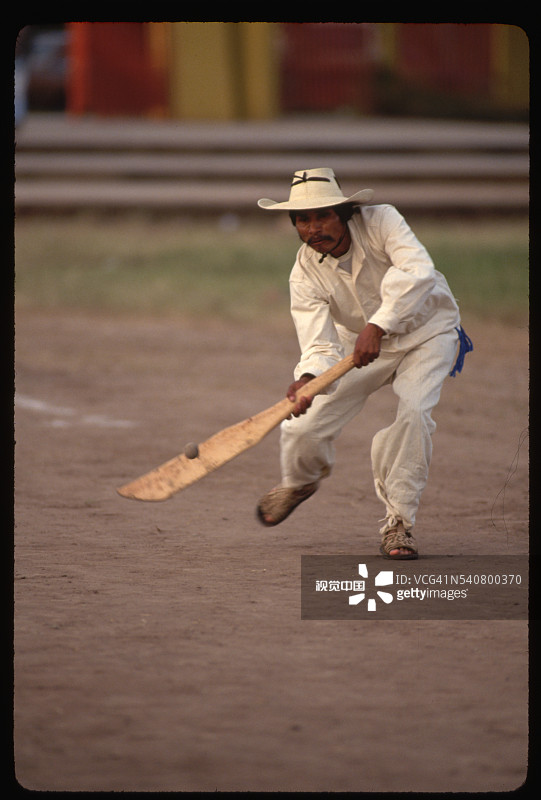 石头球运动员图片素材