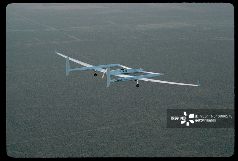 飞行中的航海者图片素材