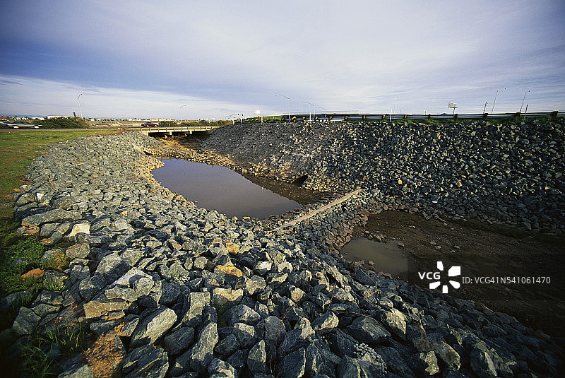 公路附近的侵蚀缓解措施图片素材