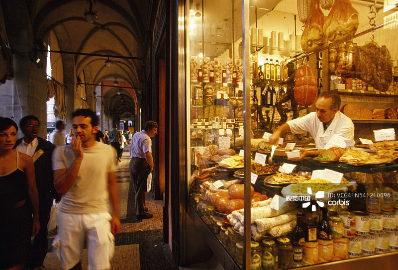 博洛尼亚的熟食店图片素材