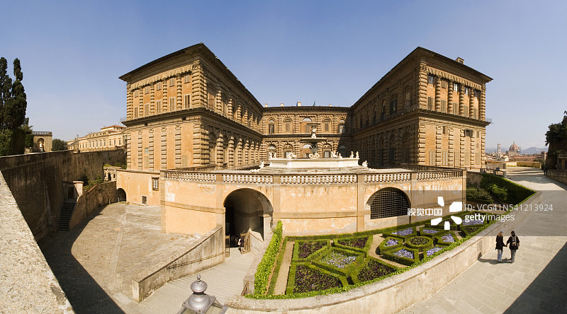 佛罗伦萨波波里花园的彼提宫背面图片素材