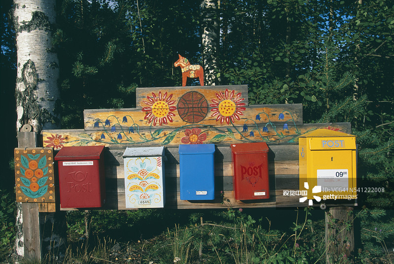 可爱又色彩鲜艳的邮箱图片素材