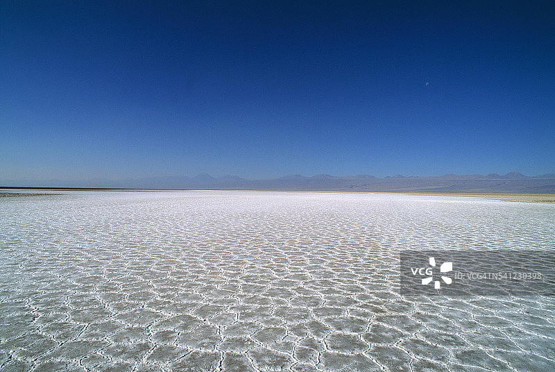 阿塔卡马盐湖的广阔图片素材