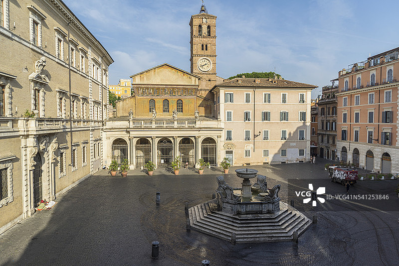 特拉斯提弗列的圣玛丽亚教堂图片素材