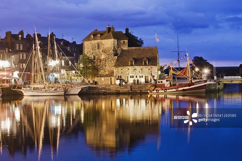 旧港和海军中尉府图片素材